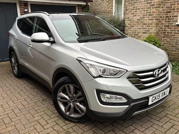 Used Hyundai Santa Fe 2015 for sale - 78115175: Photo