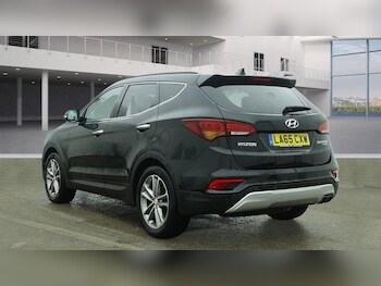 Used Hyundai Santa Fe 2016 for sale - 78128072: Photo