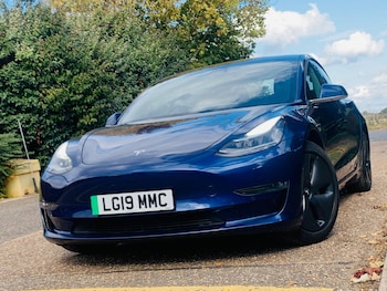 Used Tesla Model 3 2019 for sale - 76424789: Photo