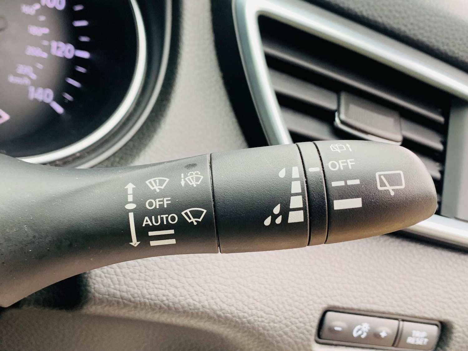 Used Nissan Qashqai for sale - 78058982: Photo 17