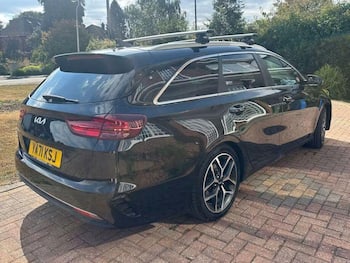 Used Kia Ceed 2022 for sale - 79848415: Photo