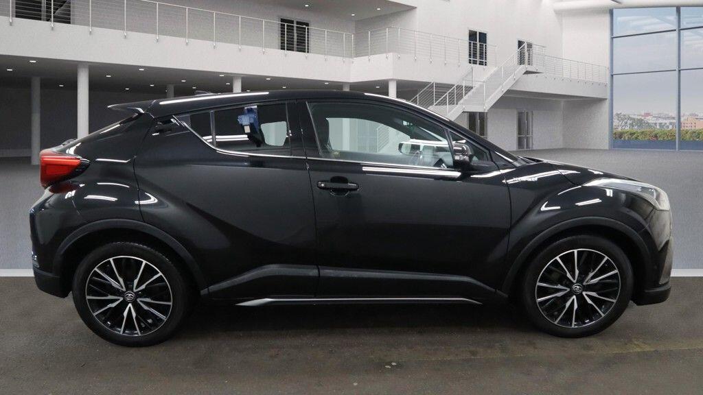 Used Toyota C-HR for sale - 77705402: Photo 5