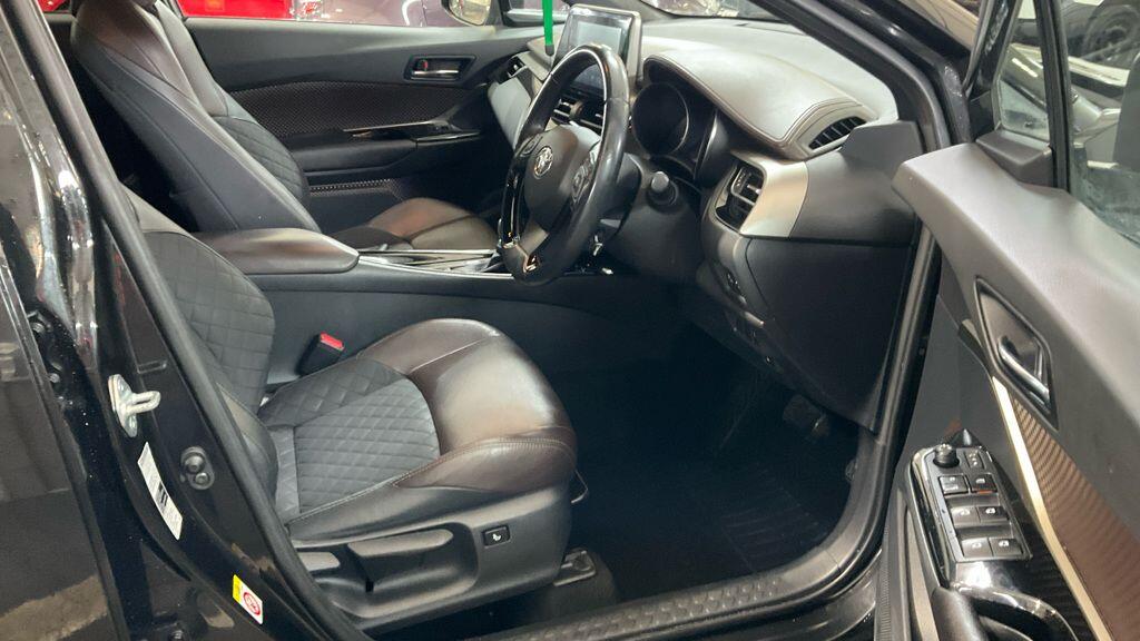 Used Toyota C-HR for sale - 77705402: Photo 8