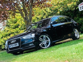Used Audi A4 Avant 2015 for sale - 78363943: Photo