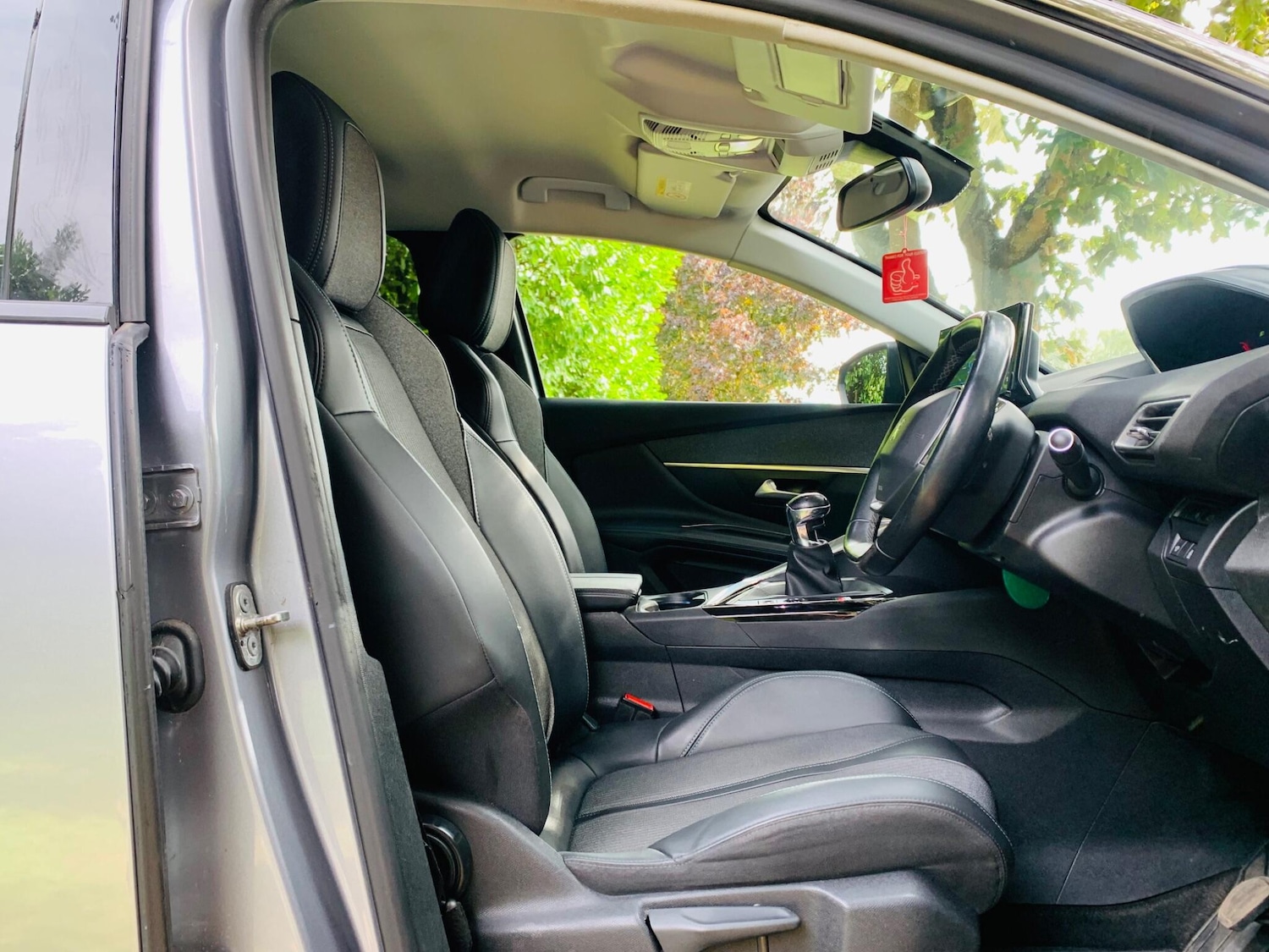 Used Peugeot 3008 2021 for sale - 76987749: Photo 22