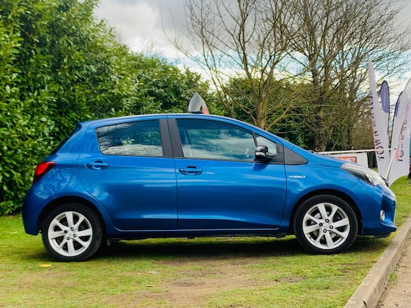 Used Toyota Yaris 2015 for sale - 76294874: Photo 11
