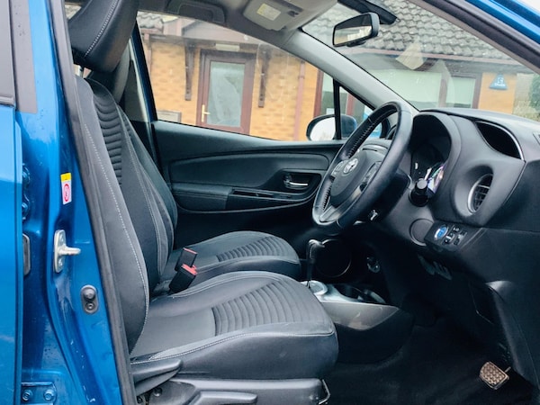 Used Toyota Yaris 2015 for sale - 76294874: Photo 13