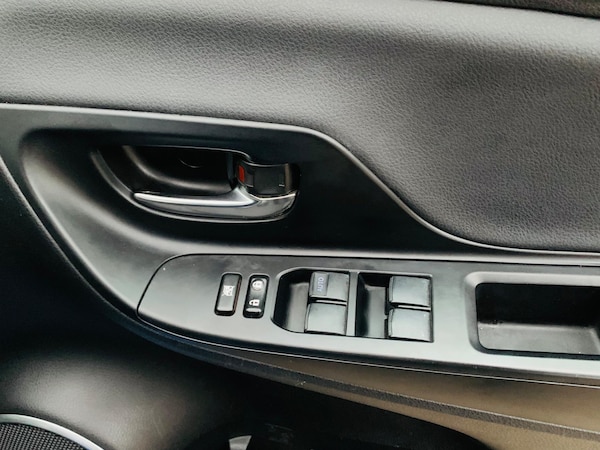 Used Toyota Yaris 2015 for sale - 76294874: Photo 17