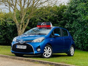 Used Toyota Yaris 2015 for sale - 76294874: Photo 3