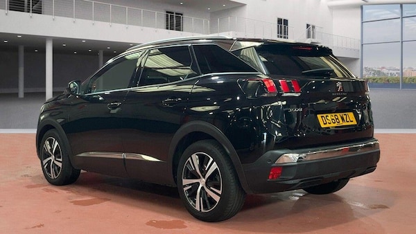 Used Peugeot 3008 2018 for sale - 76013796: Photo 3