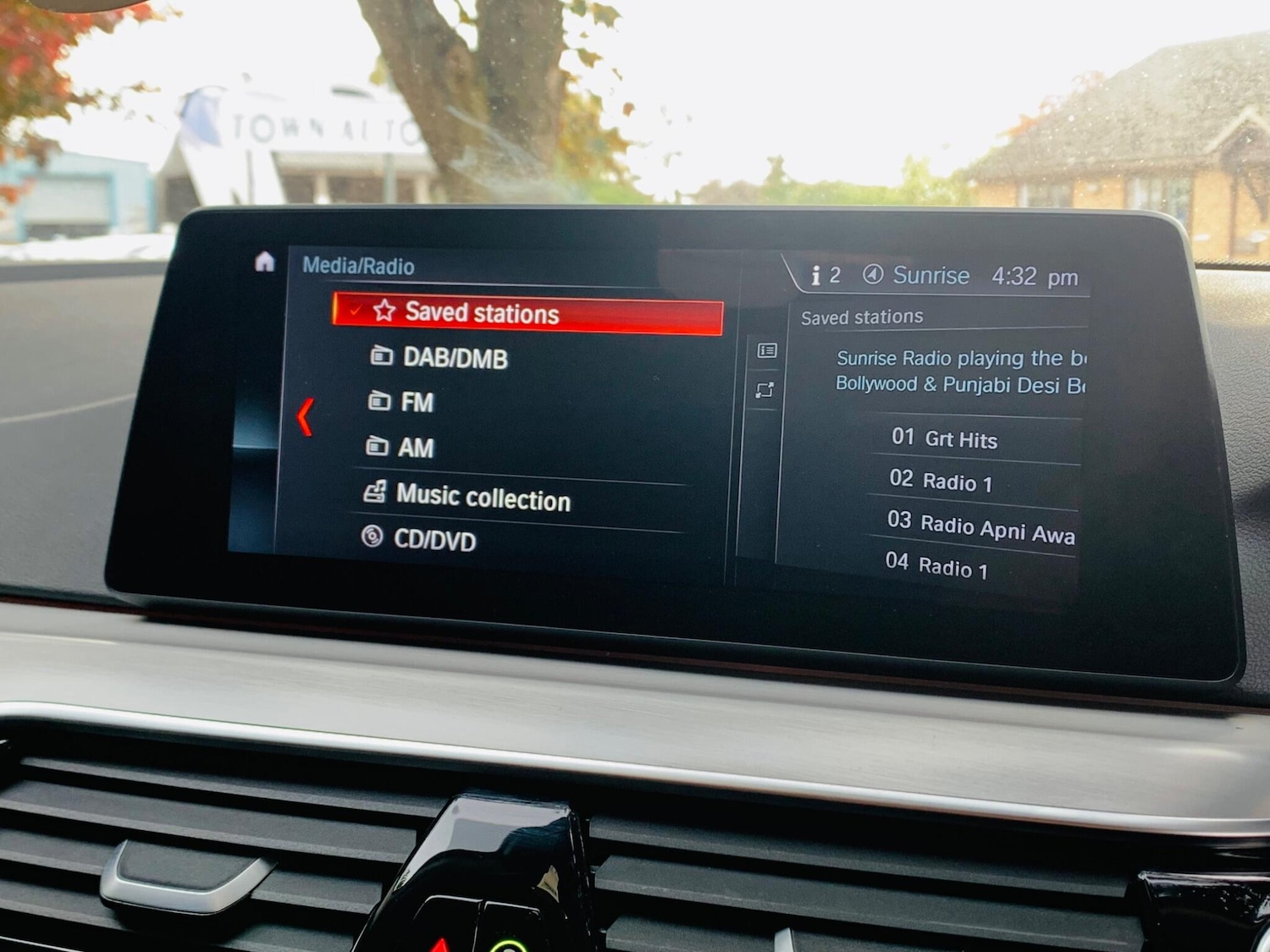 Used BMW 5 Series 2017 for sale - 76988442: Photo 34