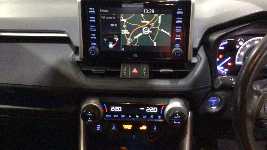 Used Toyota RAV4 2019 for sale - 77066918: Photo 17