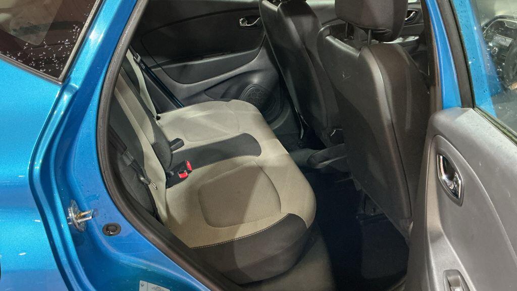 Used Renault Captur 2017 for sale - 77291257: Photo 8