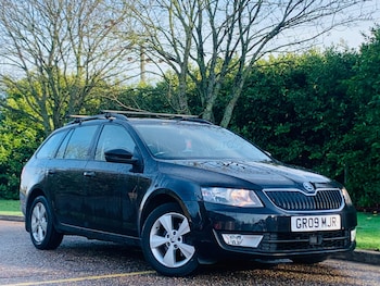 2016 (16) - 1.6 TDI SE L DSG Euro 6 (s/s) 5dr