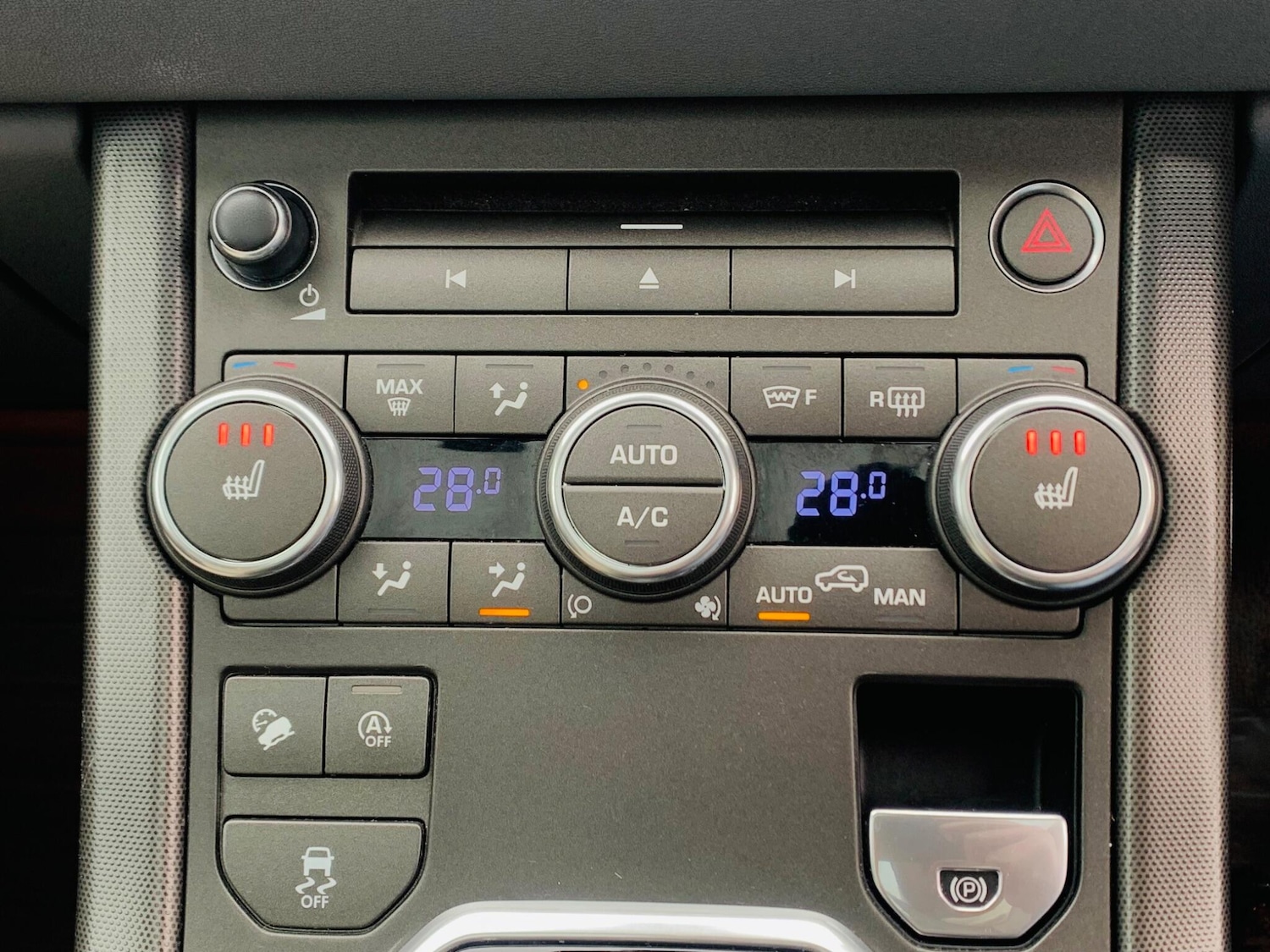 Used Land Rover Range Rover Evoque 2018 for sale - 76744834: Photo 30