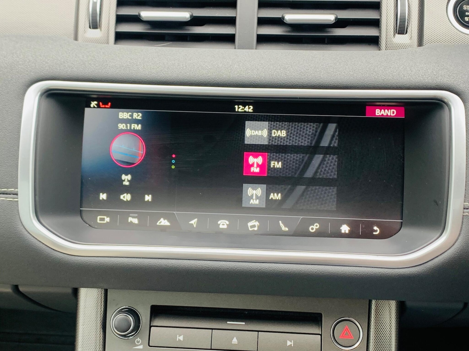 Used Land Rover Range Rover Evoque 2018 for sale - 76744834: Photo 38