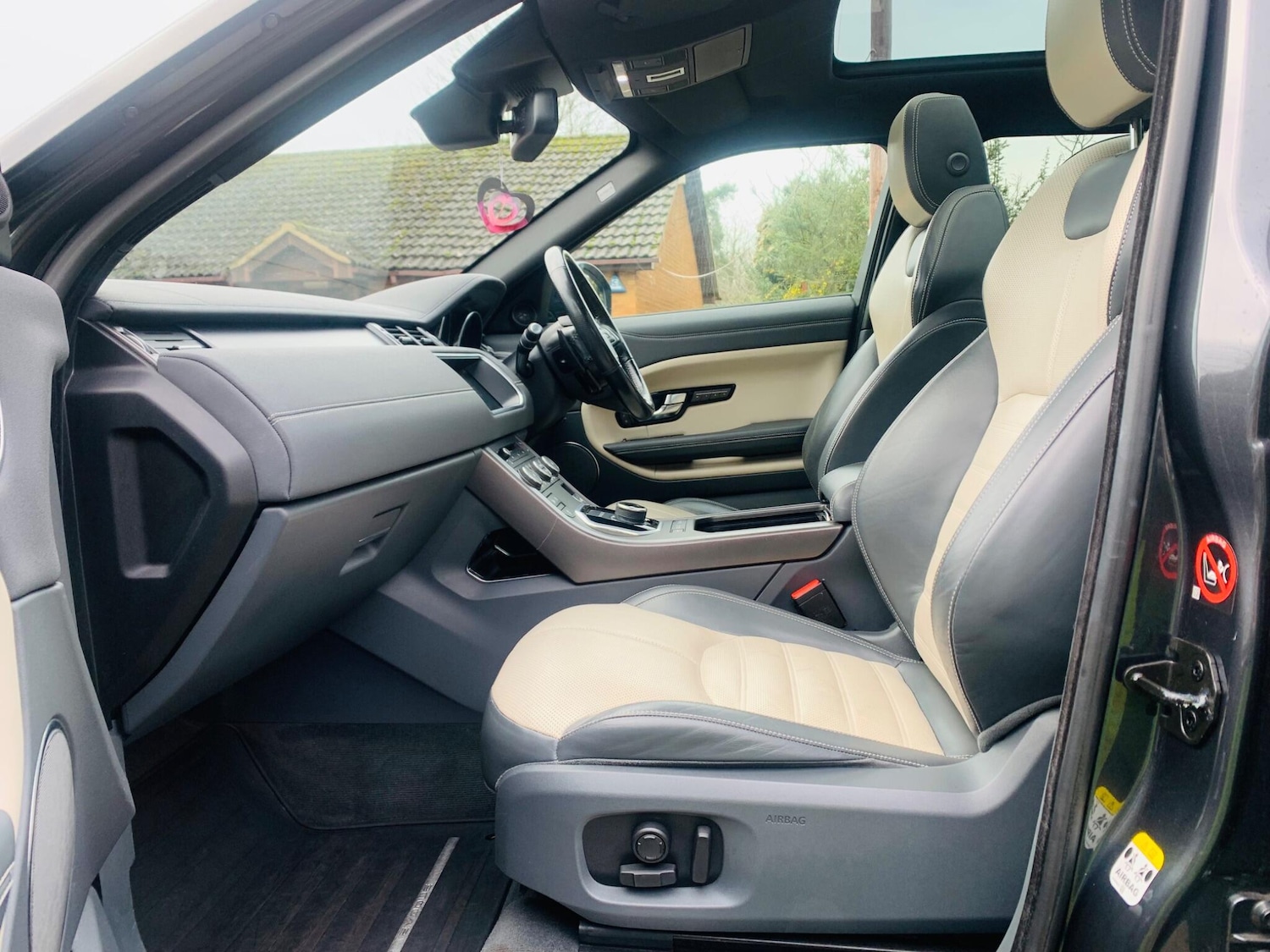 Used Land Rover Range Rover Evoque 2018 for sale - 76744834: Photo 60