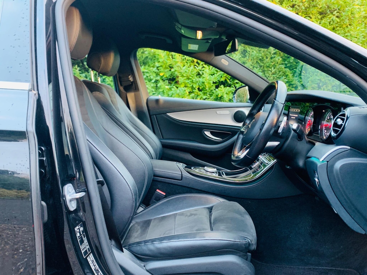 Used Mercedes-Benz E Class 2017 for sale - 76855960: Photo 12