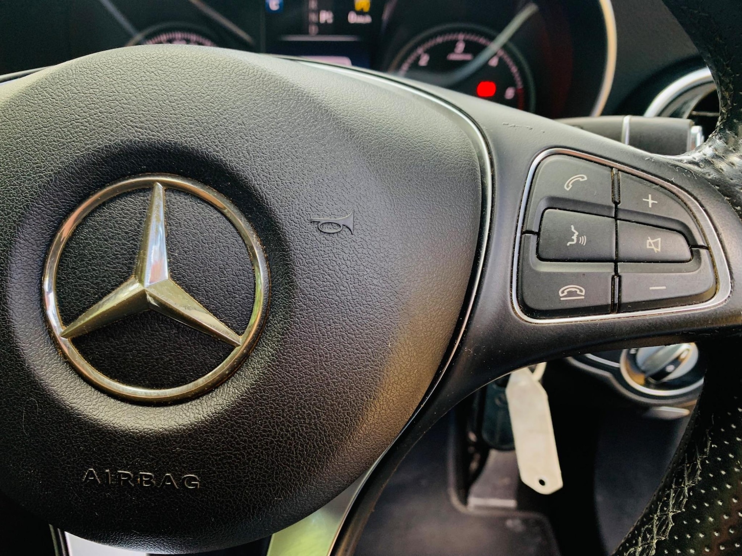 Used Mercedes-Benz E Class 2017 for sale - 76855960: Photo 18