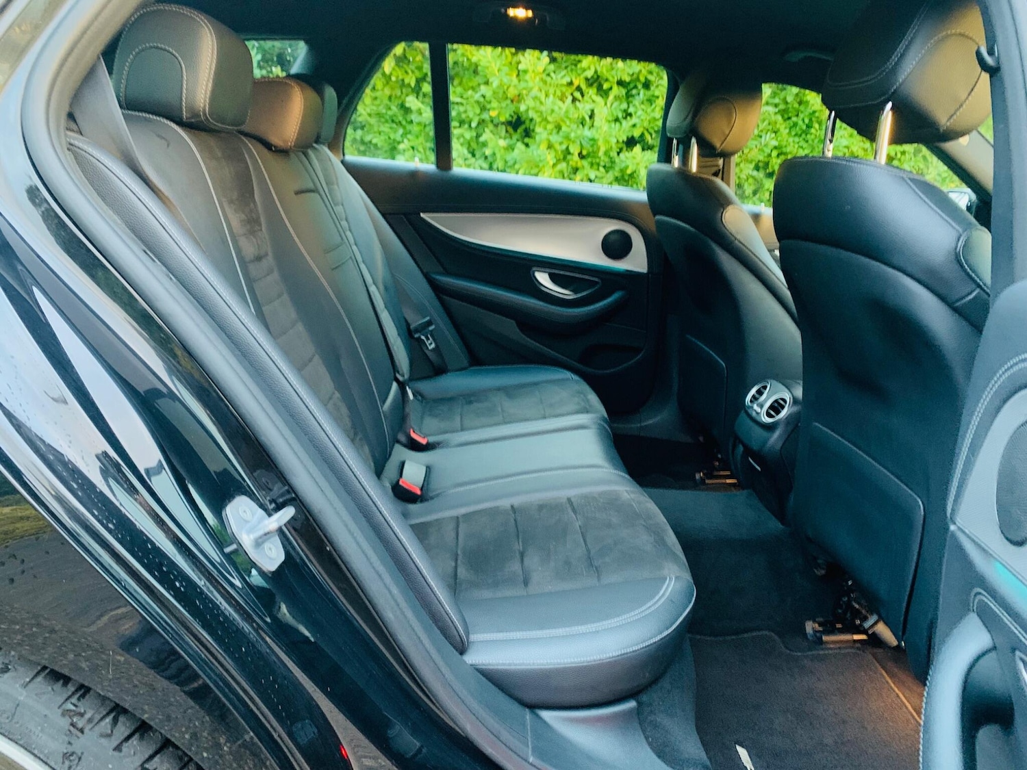 Used Mercedes-Benz E Class 2017 for sale - 76855960: Photo 34