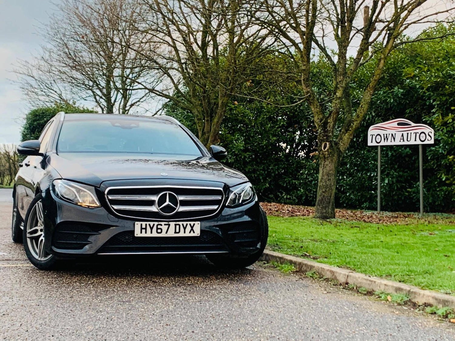 Used Mercedes-Benz E Class 2017 for sale - 76855960: Photo 5