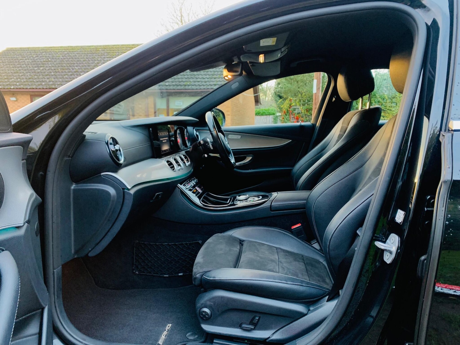 Used Mercedes-Benz E Class 2017 for sale - 76855960: Photo 52