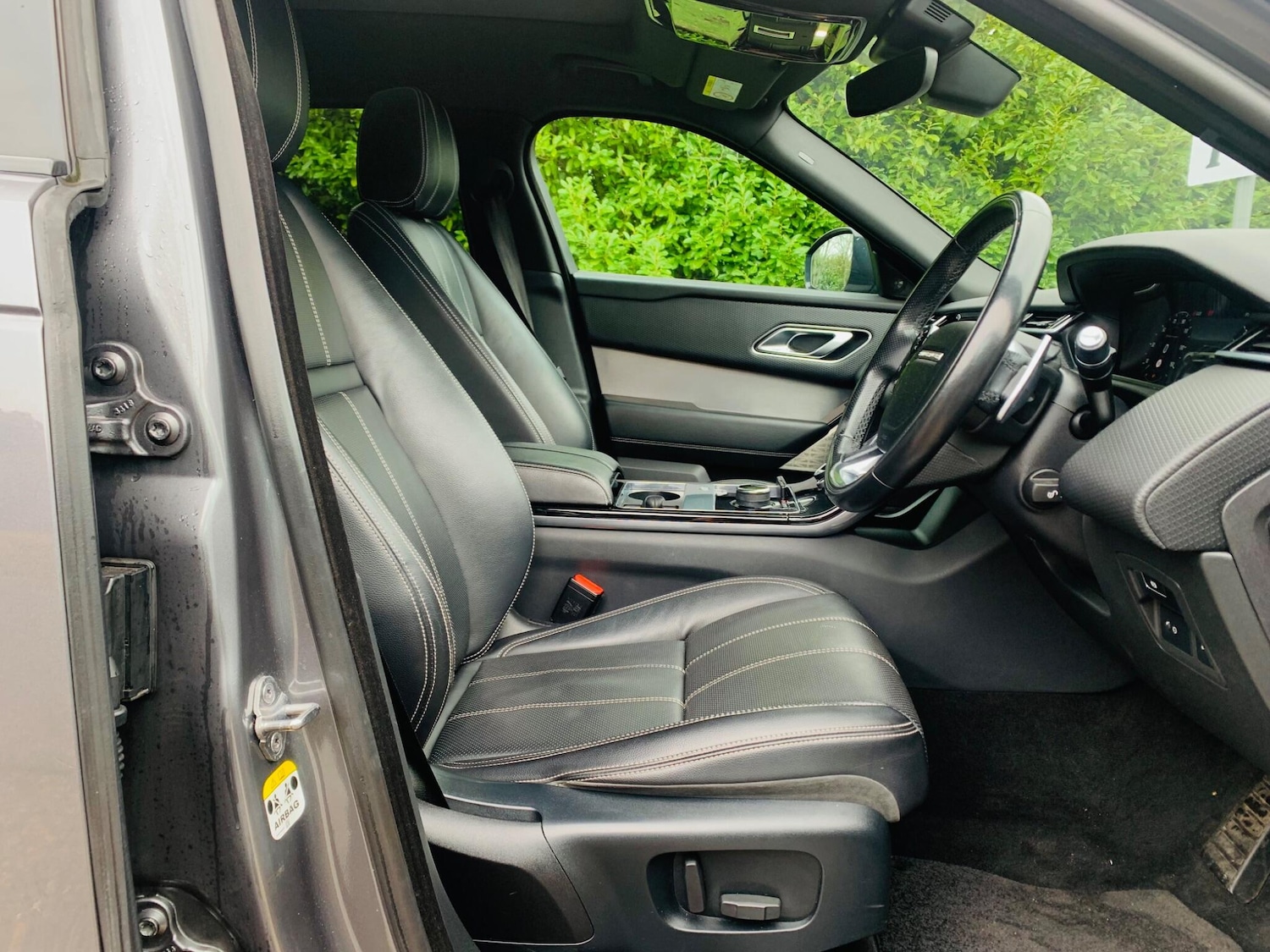 Used Land Rover Range Rover Velar 2018 for sale - 76994672: Photo 12