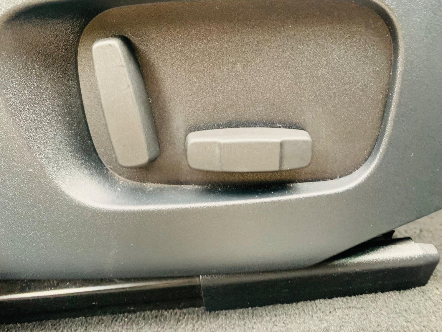 Used Land Rover Range Rover Velar 2018 for sale - 76994672: Photo 14