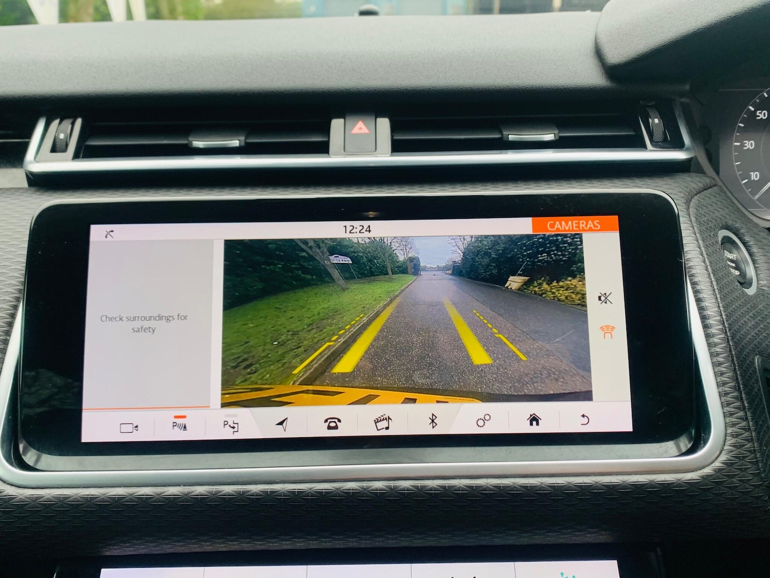 Used Land Rover Range Rover Velar 2018 for sale - 76994672: Photo 27