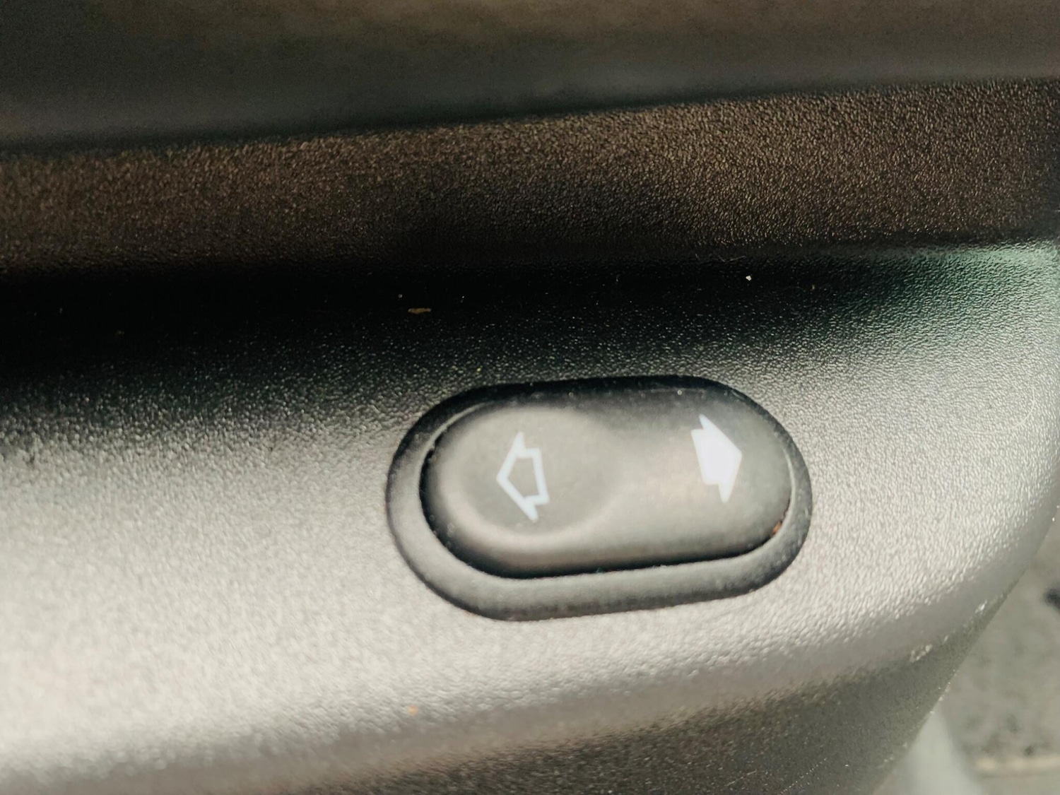 Used Land Rover Range Rover Velar 2018 for sale - 76994672: Photo 36