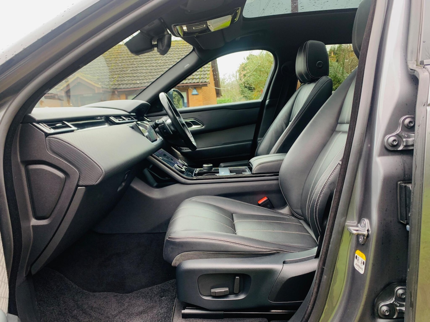 Used Land Rover Range Rover Velar 2018 for sale - 76994672: Photo 50