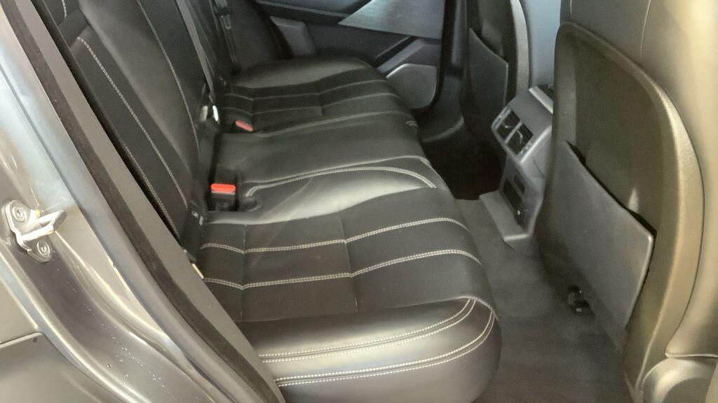 Used Land Rover Range Rover Velar 2018 for sale - 76994672: Photo 8