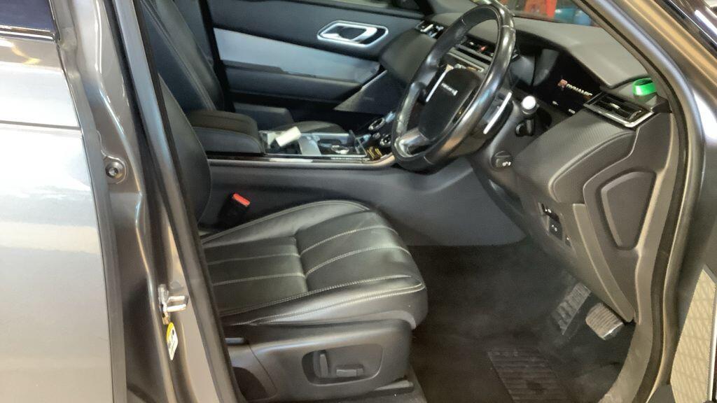 Used Land Rover Range Rover Velar 2018 for sale - 76994672: Photo 9