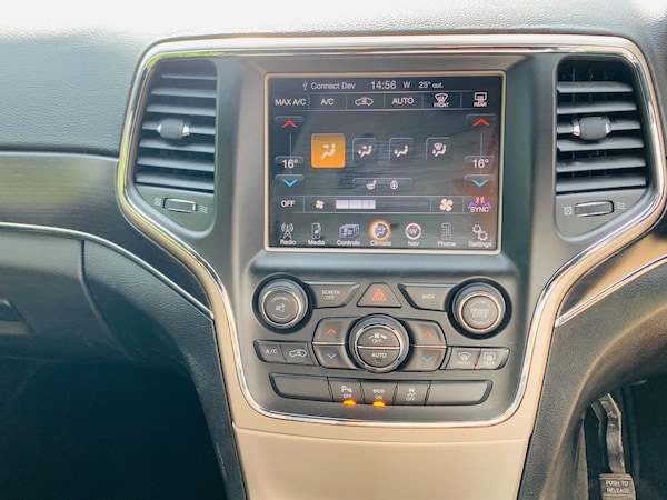 Used Jeep Grand Cherokee 2014 for sale - 75459289: Photo 32