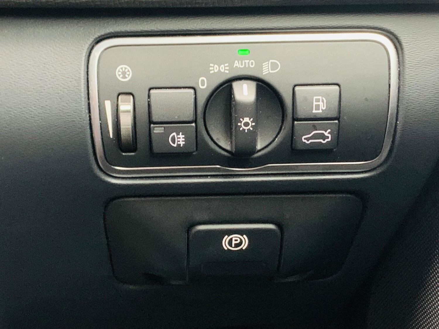 Used Volvo XC60 2015 for sale - 77266920: Photo 12