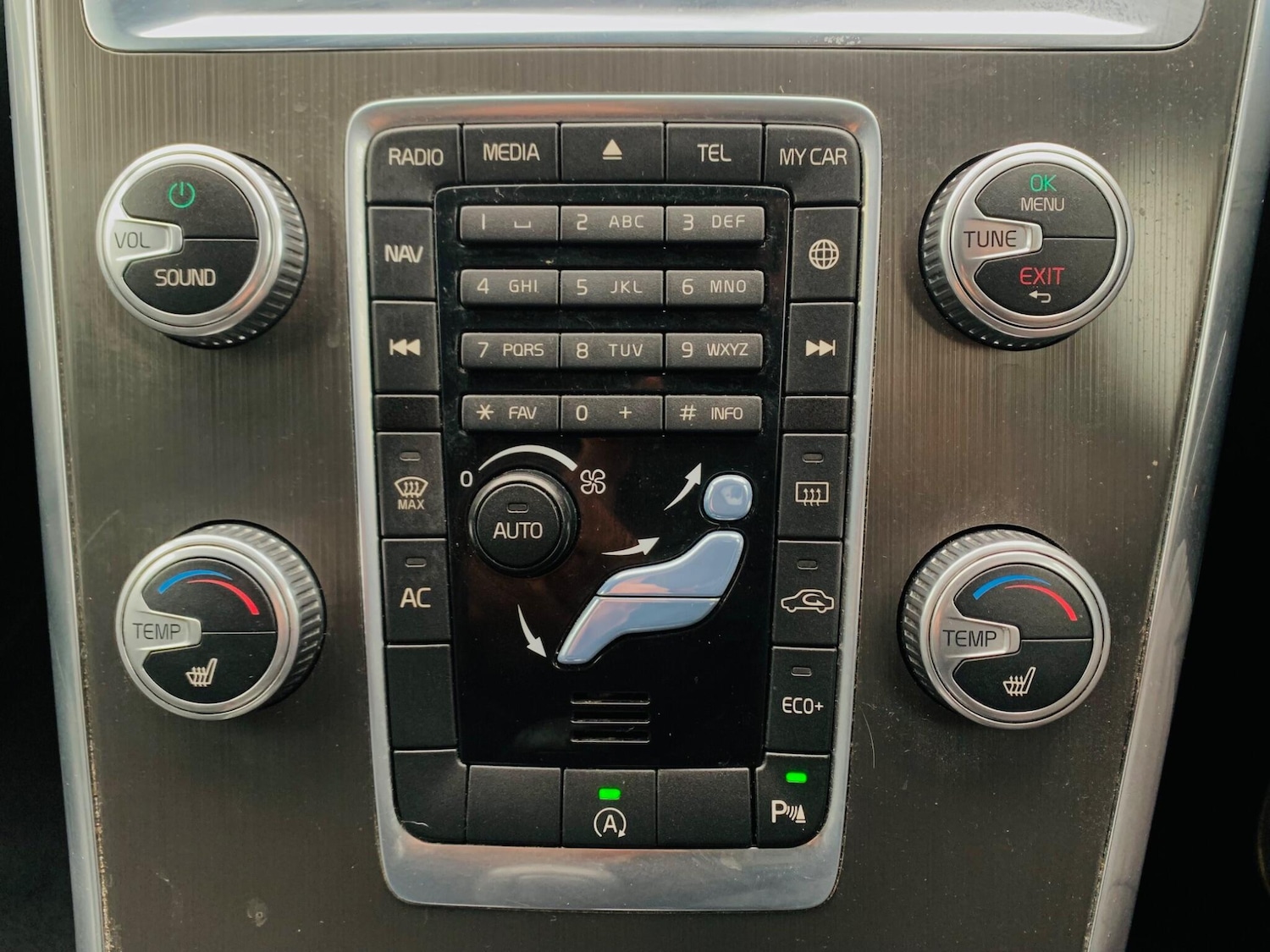 Used Volvo XC60 2015 for sale - 77266920: Photo 20