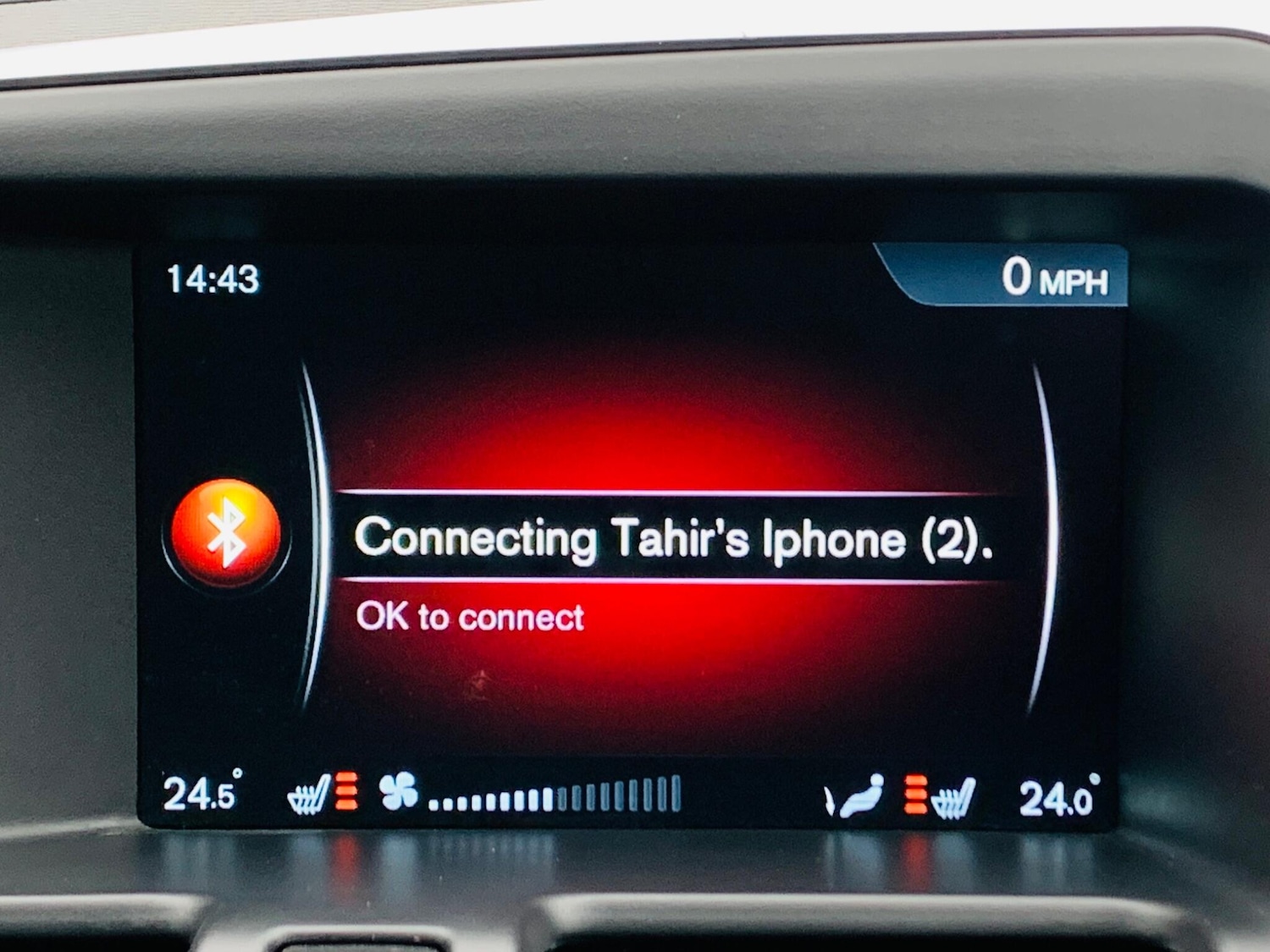 Used Volvo XC60 2015 for sale - 77266920: Photo 22