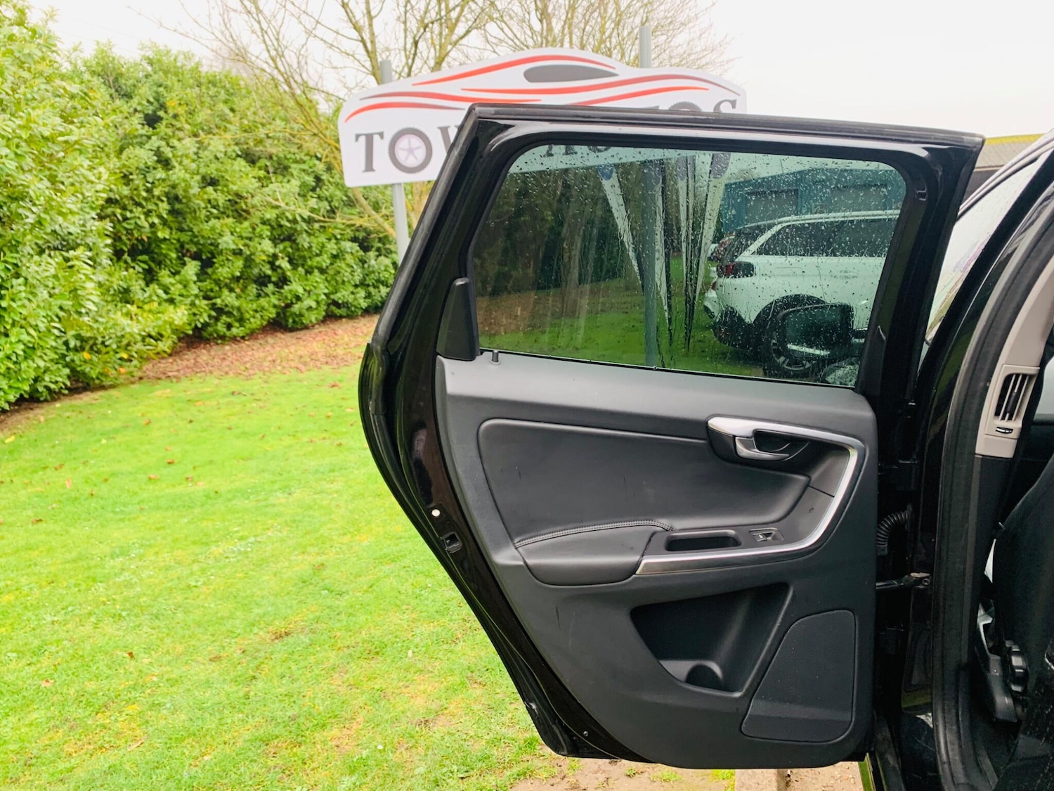 Used Volvo XC60 2015 for sale - 77266920: Photo 36