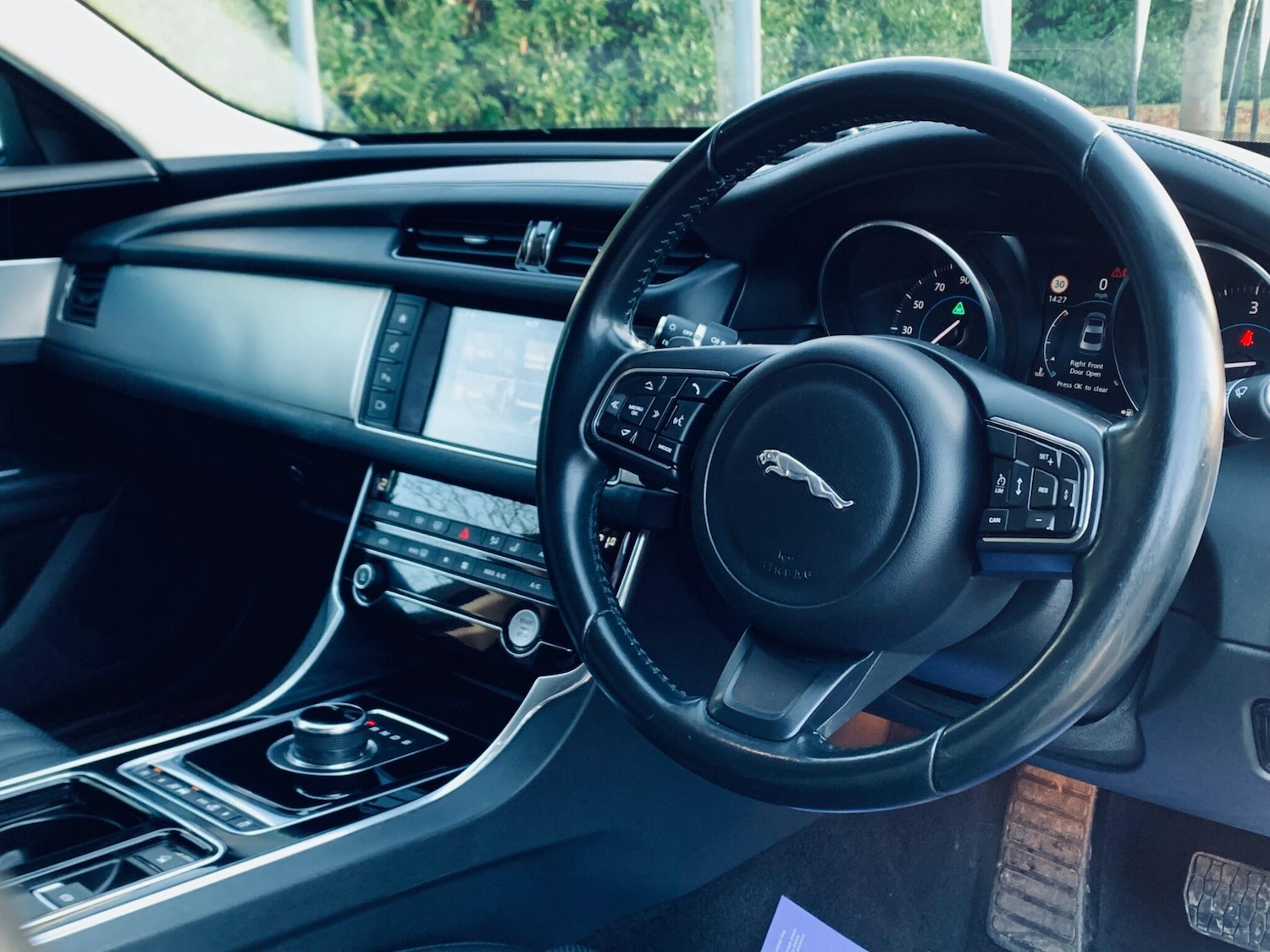 Used Jaguar XF 2016 for sale - 77163486: Photo 15