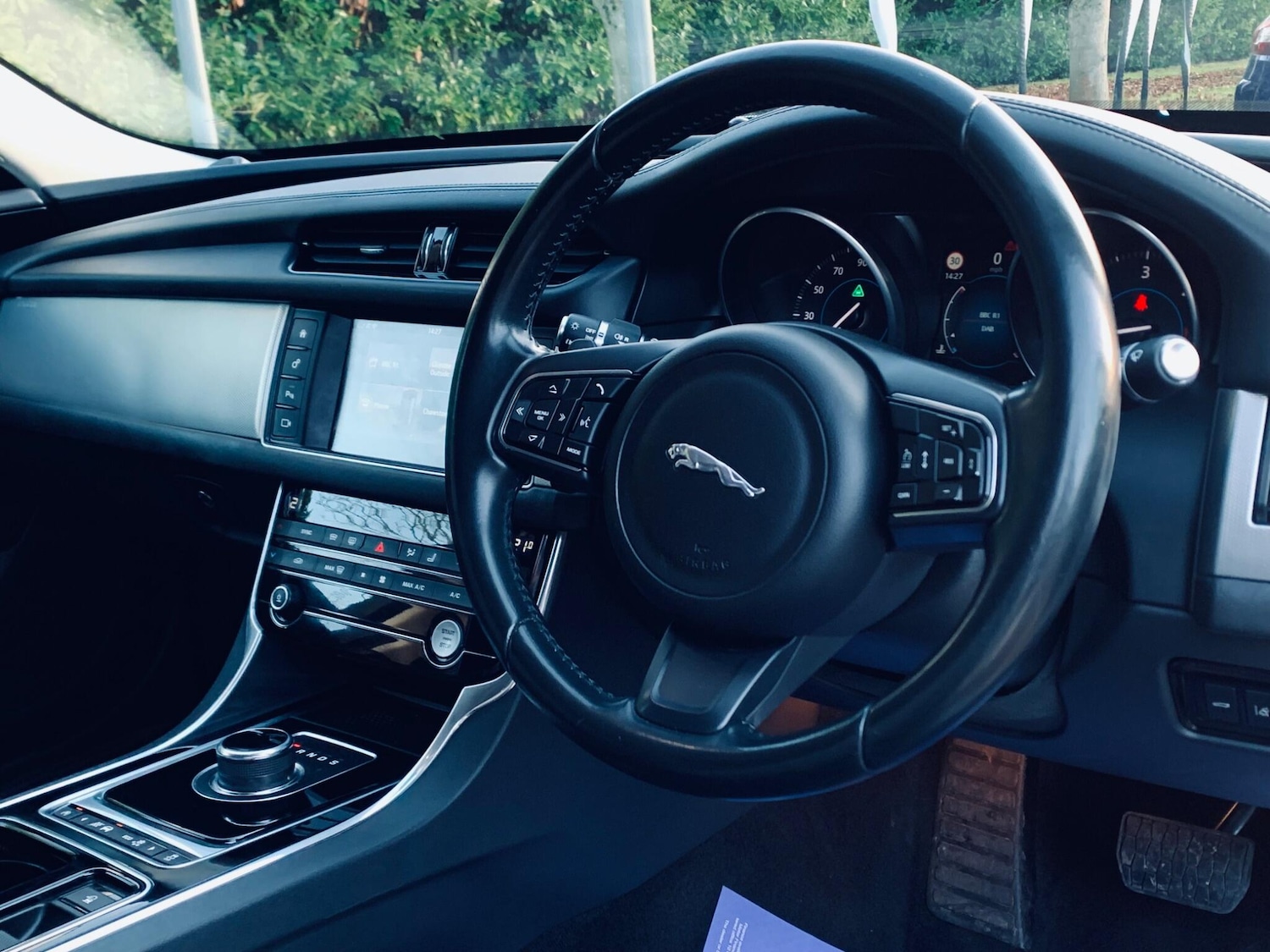 Used Jaguar XF 2016 for sale - 77163486: Photo 16