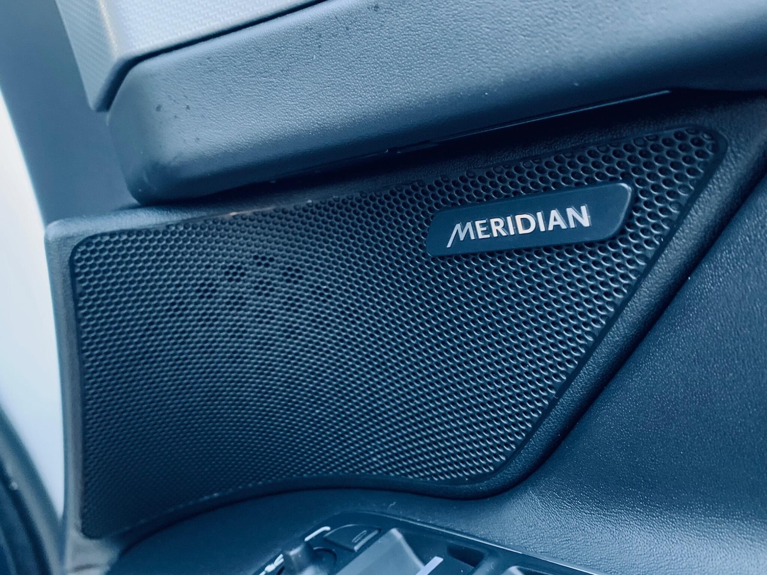 Used Jaguar XF 2016 for sale - 77163486: Photo 22