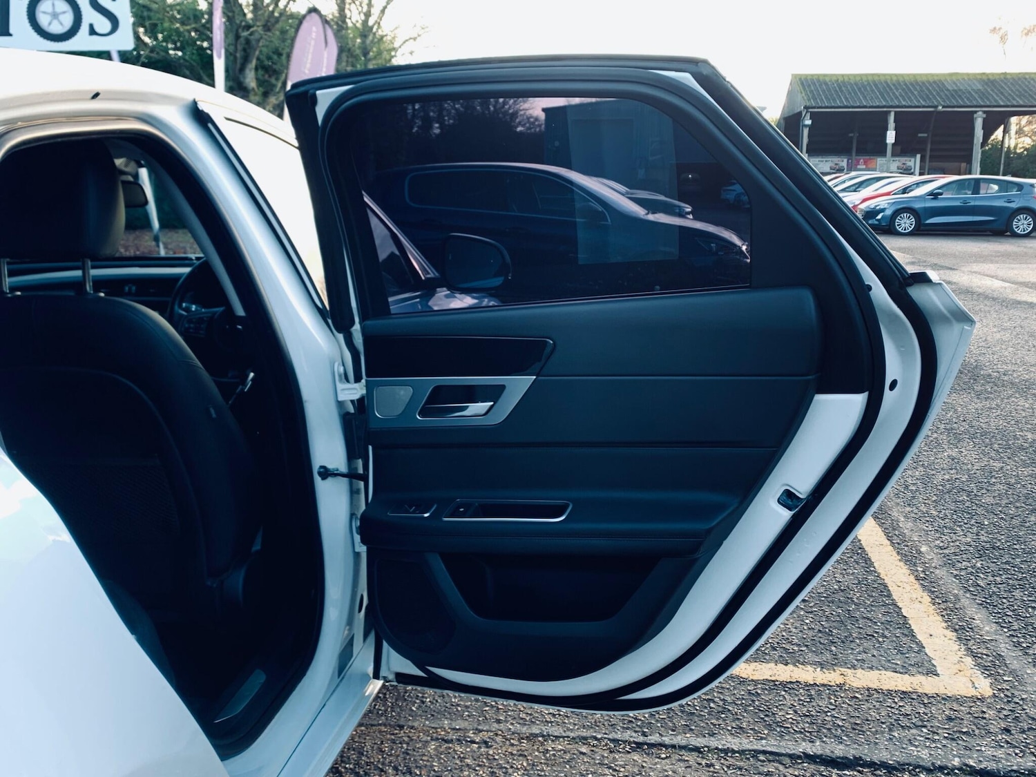 Used Jaguar XF 2016 for sale - 77163486: Photo 28