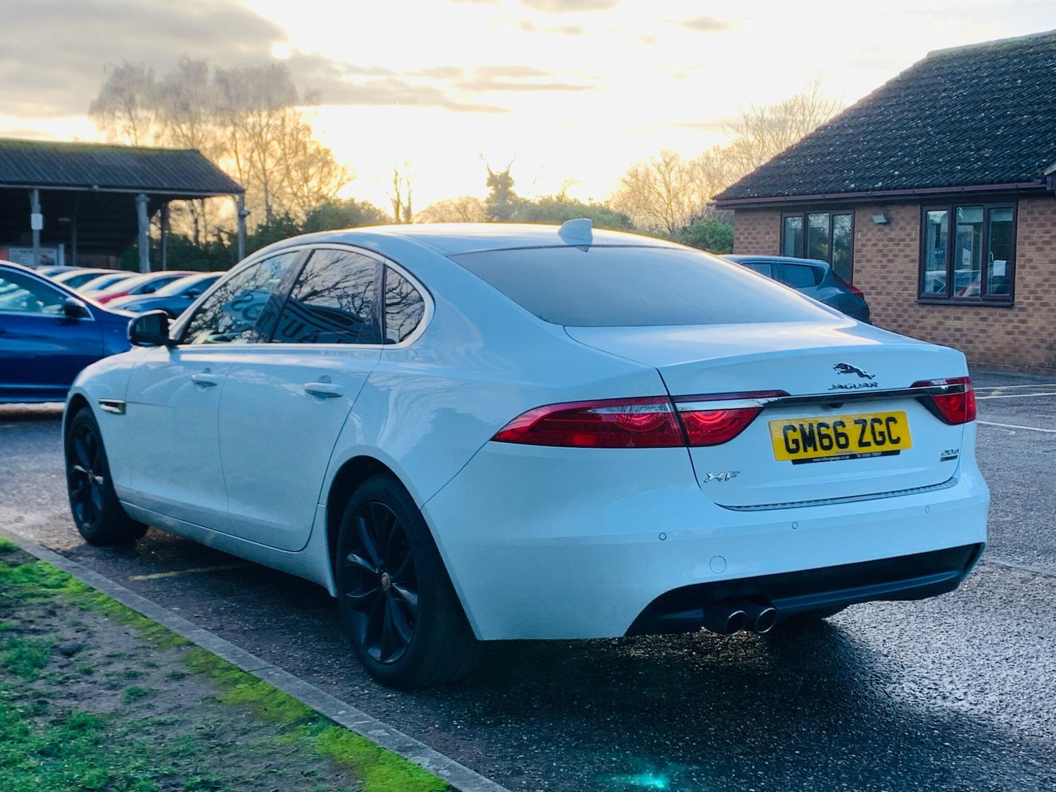 Used Jaguar XF 2016 for sale - 77163486: Photo 8