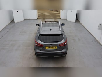 Used Nissan Qashqai 2018 for sale - 76175668: Photo 2