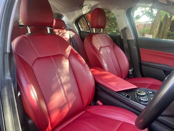 Used Alfa Romeo Giulia 2019 for sale - 76440663: Photo