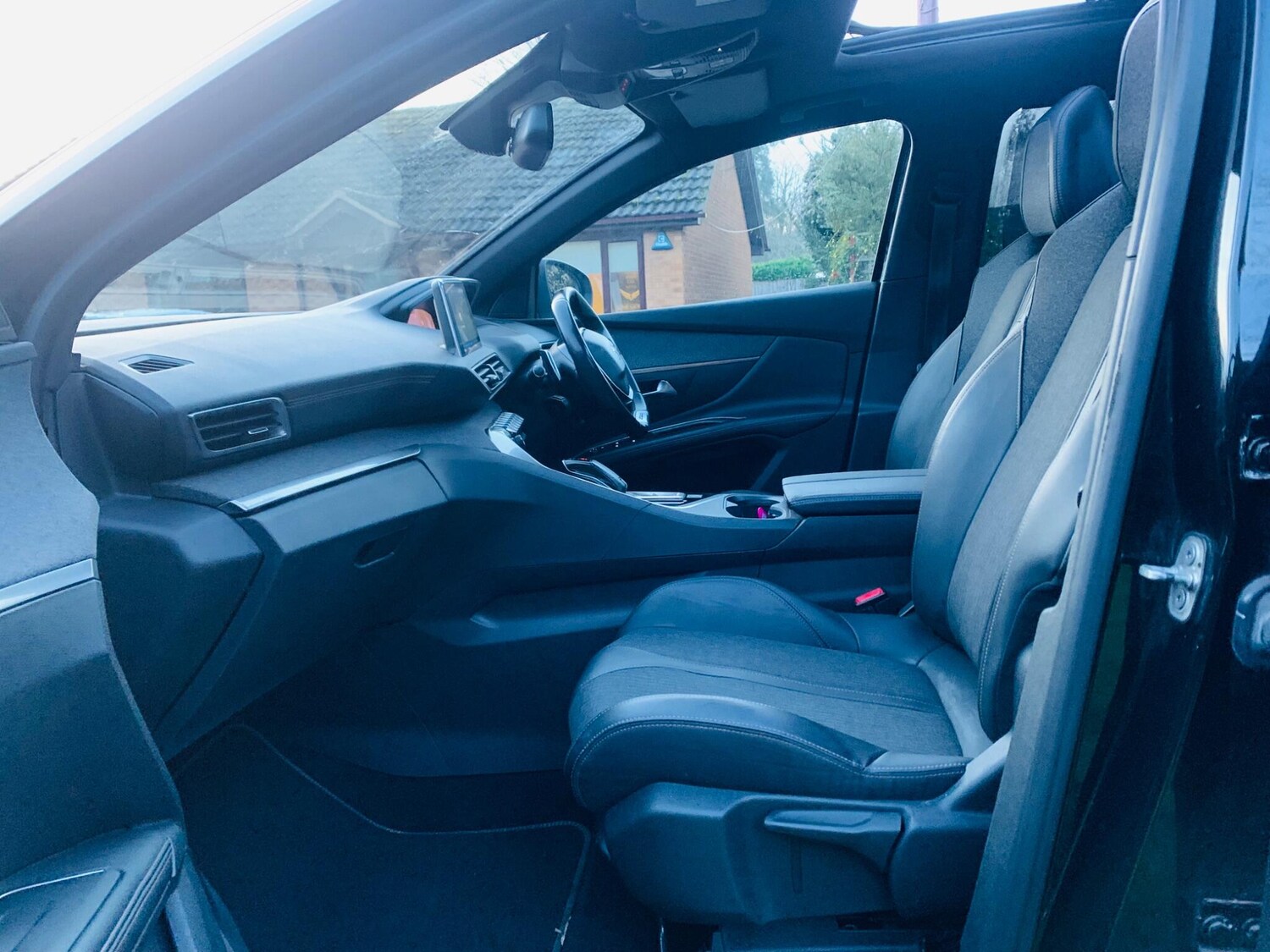 Used Peugeot 5008 2019 for sale - 76850203: Photo 42