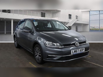 Used Volkswagen Golf 2017 for sale - 77559093: Photo