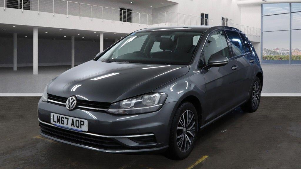Used Volkswagen Golf 2017 for sale - 77559093: Photo 2