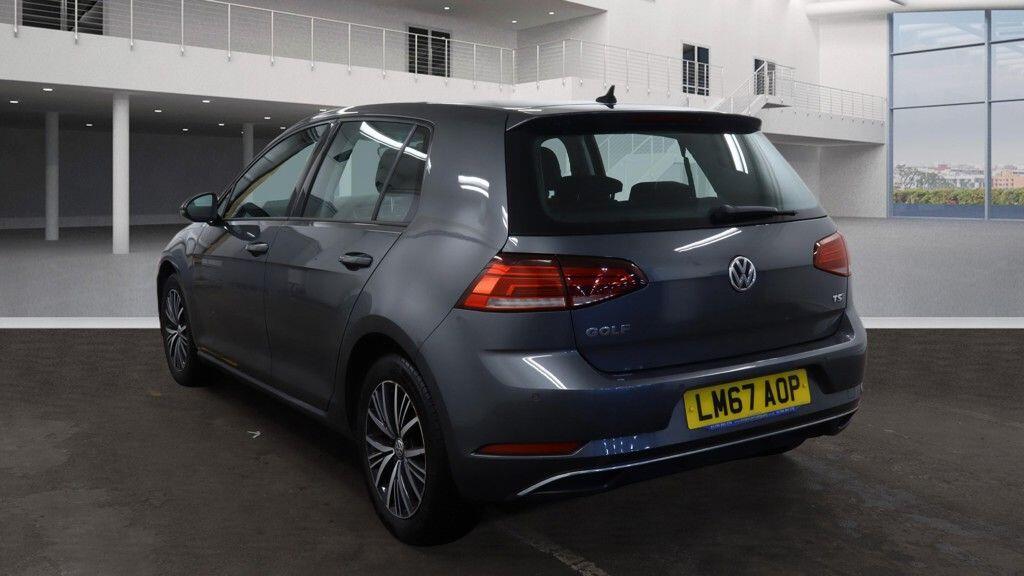 Used Volkswagen Golf 2017 for sale - 77559093: Photo 3