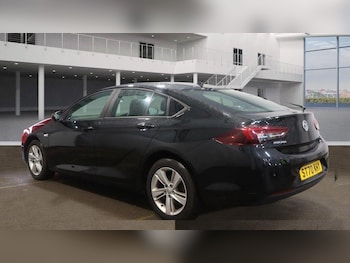 Used Vauxhall Insignia 2020 for sale - 77290421: Photo
